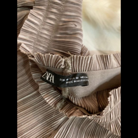 Zara pleated pants - Picture 4 of 4